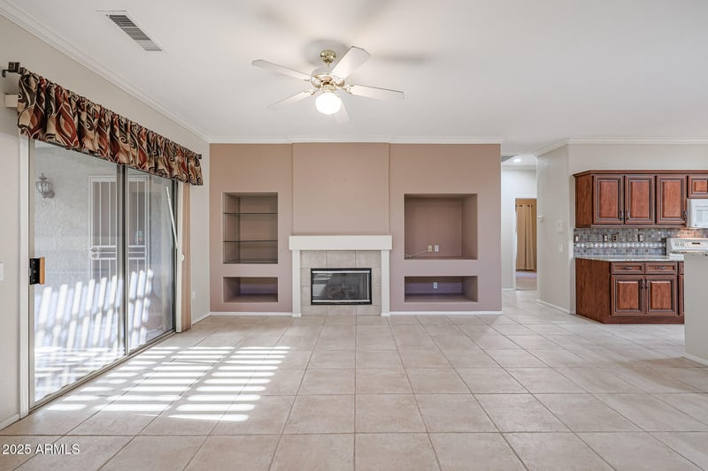 15805 Arrowhead Dr, Surprise, AZ 85374