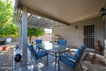 15805 Arrowhead Dr, Surprise, AZ 85374