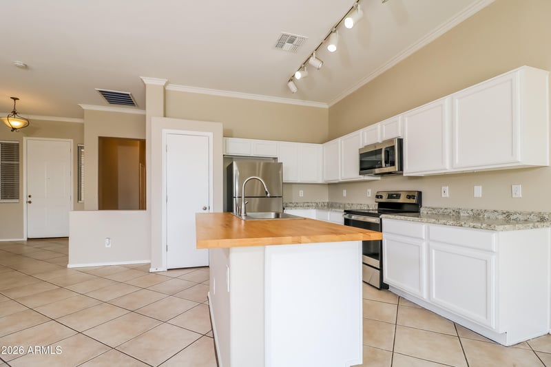 15806 136th Ln, Surprise, AZ 85374