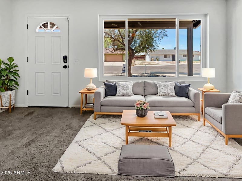 15807 60th Ave, Glendale, AZ 85306