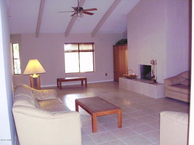 15807 N 43rd St, Phoenix, AZ 85032