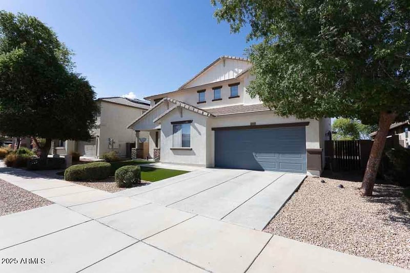 15808 Shaw Butte Dr, Surprise, AZ 85379