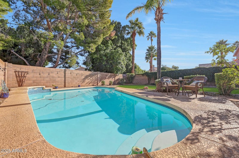 15809 11th Ave, Phoenix, AZ 85023