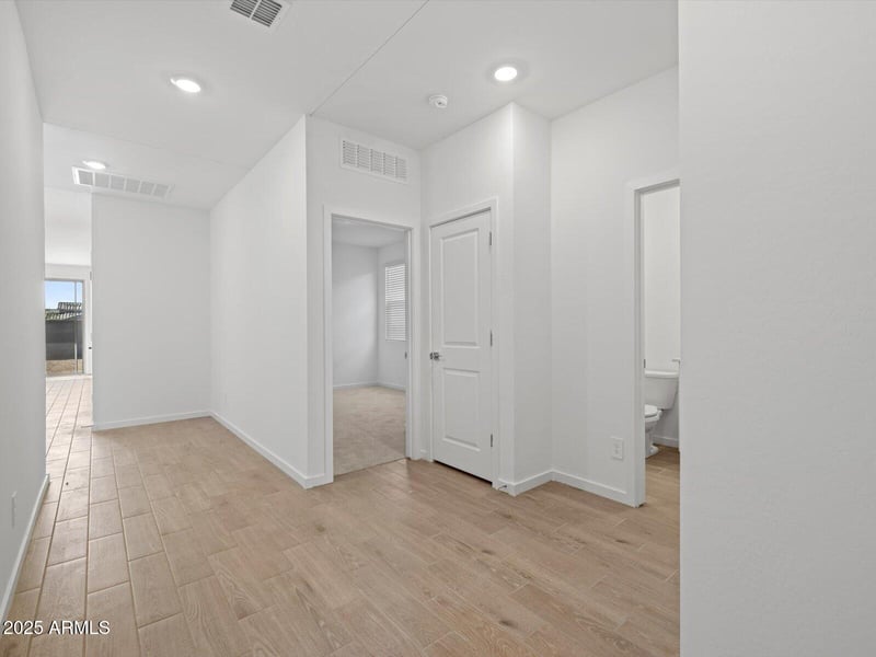 15809 Gray Fox Trl, Surprise, AZ 85387