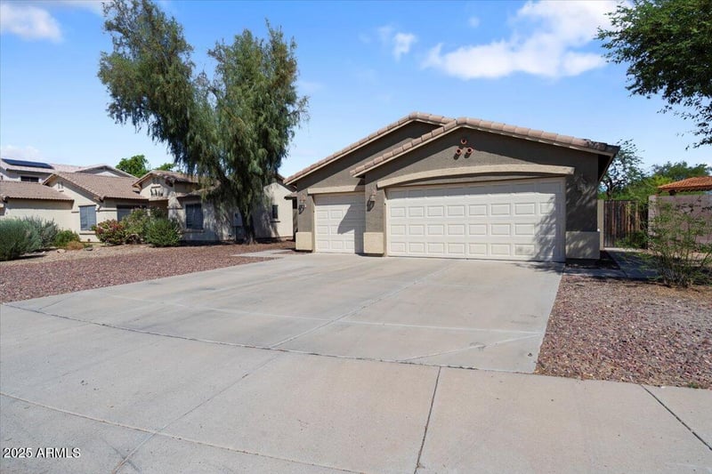 15812 Cocopah St, Goodyear, AZ 85338
