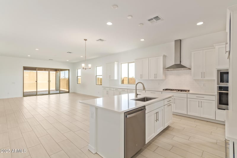 15812 Miami St, Goodyear, AZ 85338