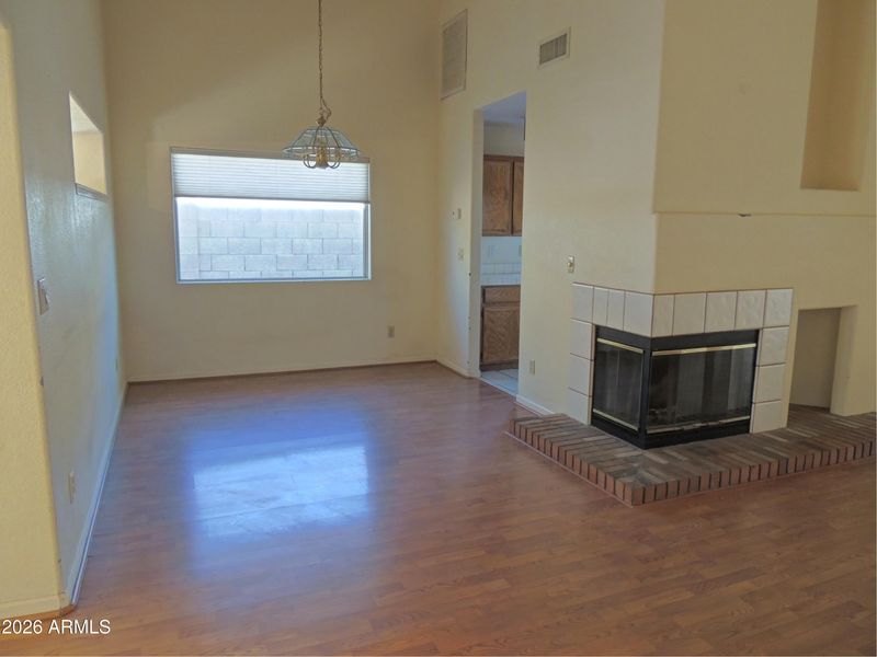 15814 N 6th Ave, Phoenix, AZ 85023