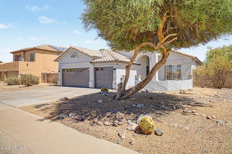 15815 Hilton Ave, Goodyear, AZ 85338