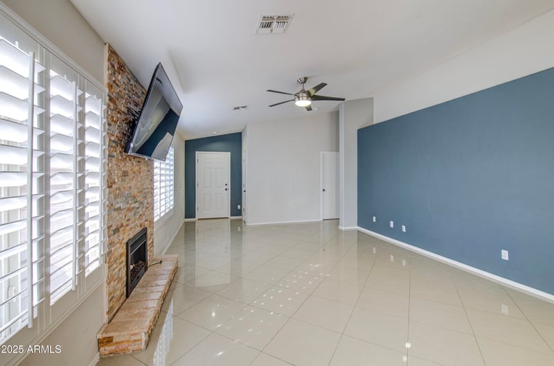 15815 Washington St, Goodyear, AZ 85338