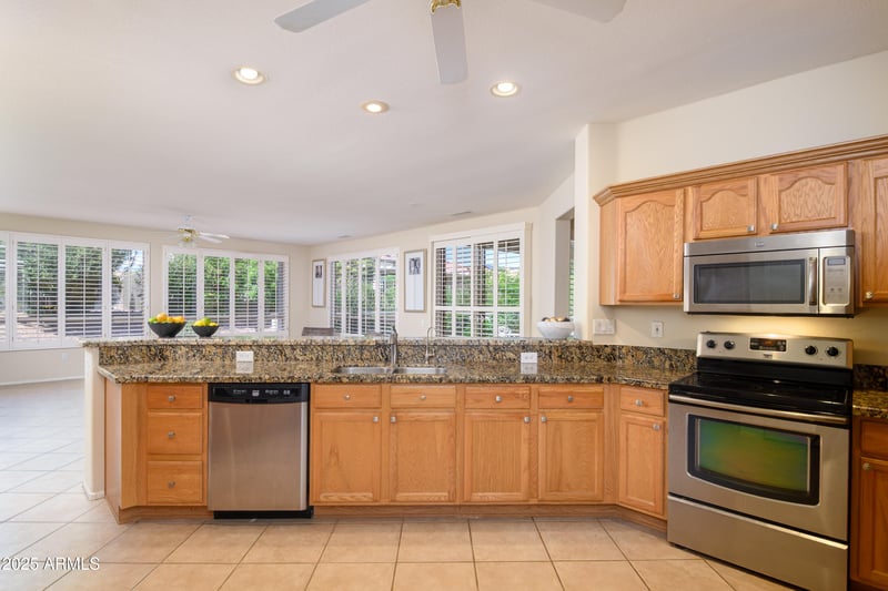 15816 La Paloma Dr, Surprise, AZ 85374