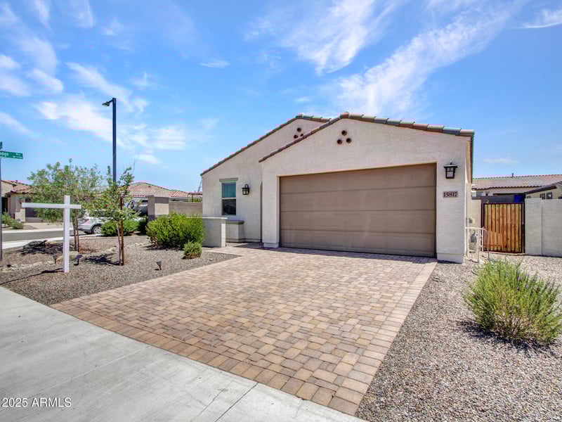 15817 177th Dr, Goodyear, AZ 85338
