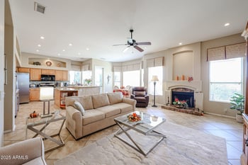 15817 17th Way, Phoenix, AZ 85022