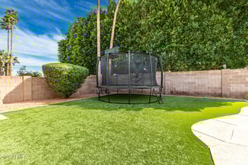 15817 Moon Valley Dr, Phoenix, AZ 85022