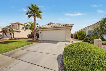 15817 28th Pl, Phoenix, AZ 85048