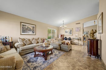 15817 28th Pl, Phoenix, AZ 85048