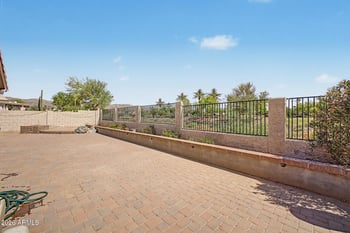 15817 28th Pl, Phoenix, AZ 85048