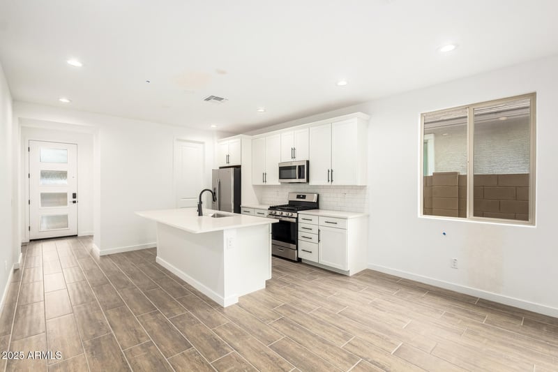 15817 Vogel Ave, Goodyear, AZ 85338