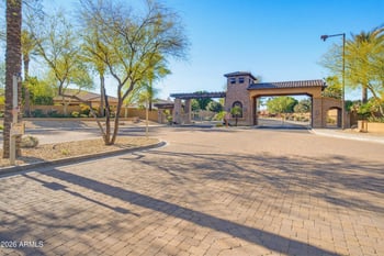 15817 Bonitos Dr, Goodyear, AZ 85395
