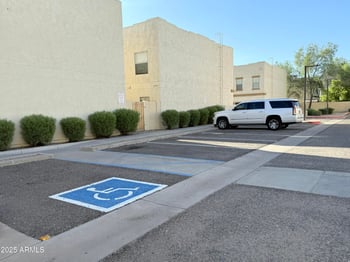 15818 25th St #104, Phoenix, AZ 85032