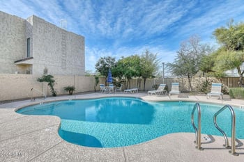 15818 25th St #126, Phoenix, AZ 85032