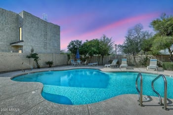 15818 25th St #126, Phoenix, AZ 85032