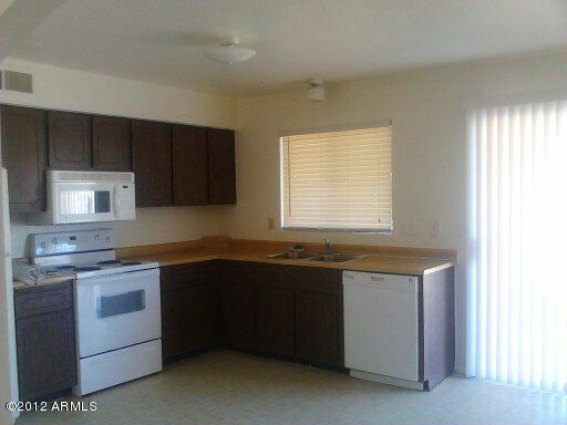 15818 N 18th St, Phoenix, AZ 85022
