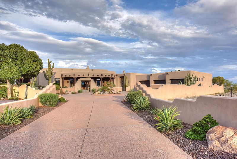 15821 S 7th St, Phoenix, AZ 85048