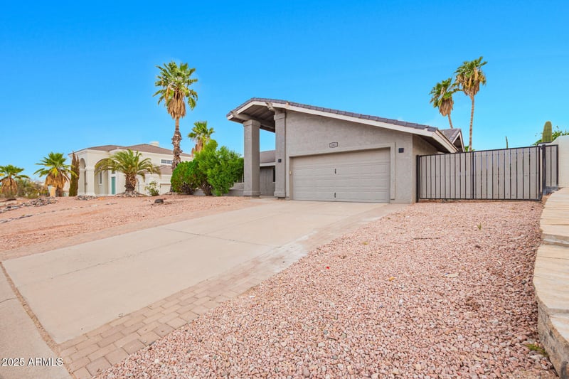 15821 Thistle Dr, Fountain Hills, AZ 85268