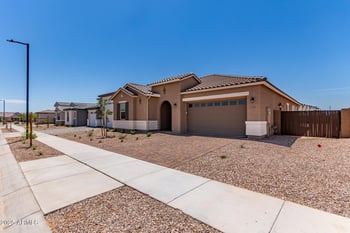 15821 Bronco Trl, Surprise, AZ 85387