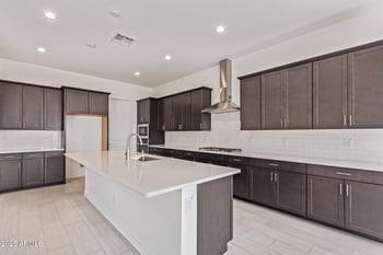 15822 Bronco Trl, Surprise, AZ 85387