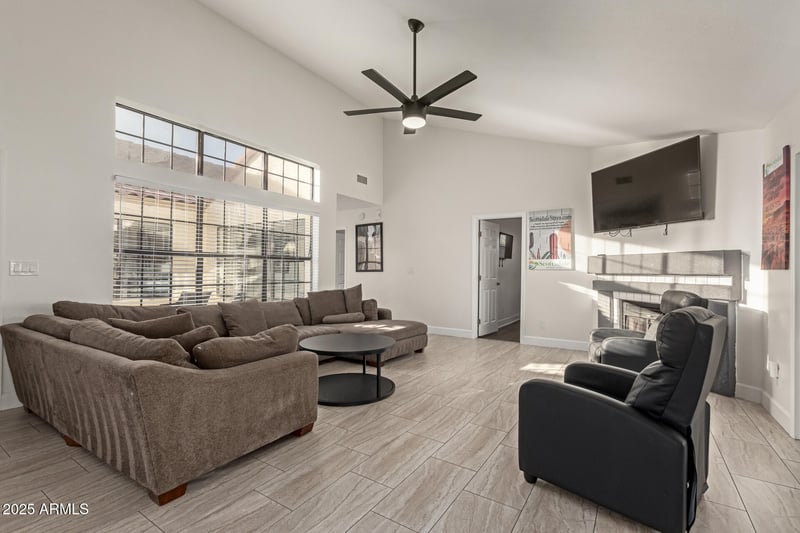 15823 56th Way, Scottsdale, AZ 85254