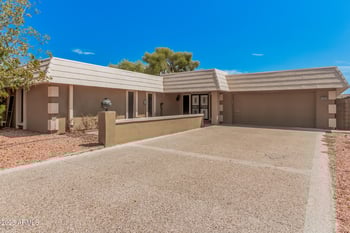 15825 110th Ave, Sun City, AZ 85351