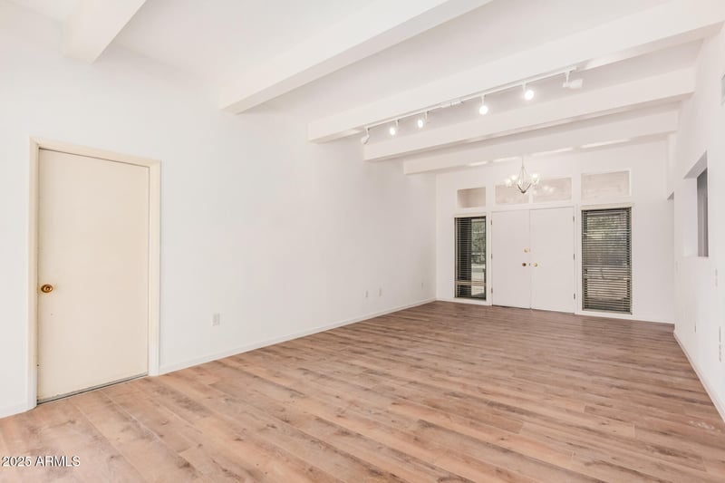 15825 110th Ave, Sun City, AZ 85351