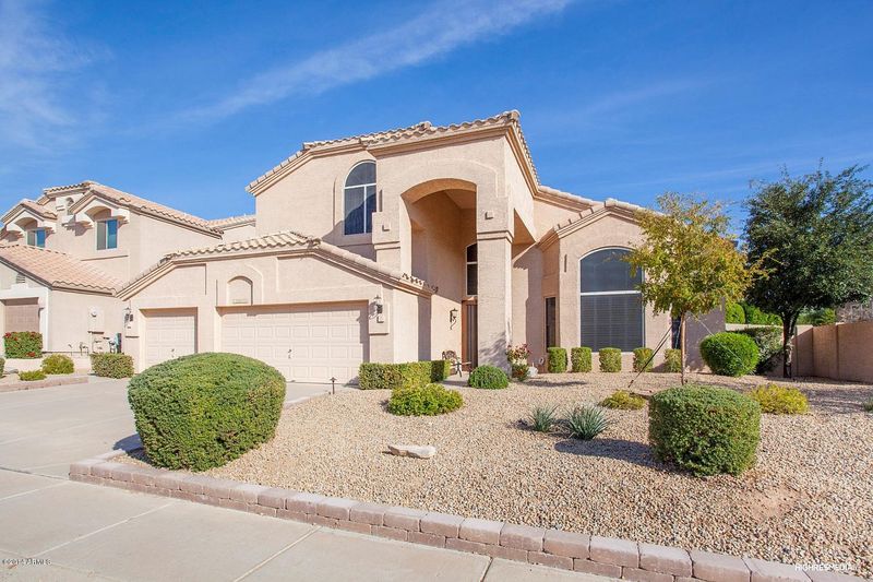 15825 S 7th Dr, Phoenix, AZ 85045