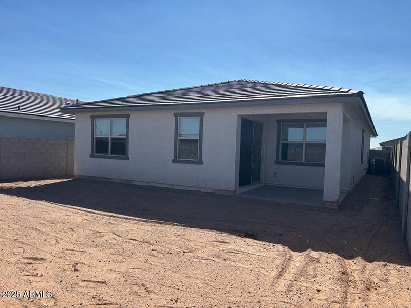 15826 Gray Fox Trl, Surprise, AZ 85387