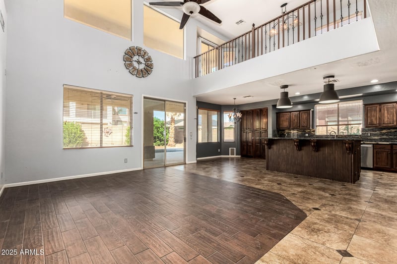 15826 Mercer Ln, Surprise, AZ 85379