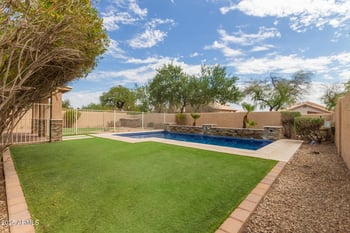 15827 27th Way, Phoenix, AZ 85048