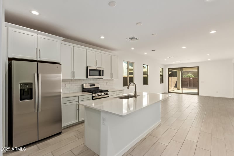 15829 W Vogel Ave, Goodyear, AZ 85338