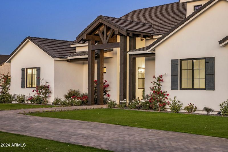 1583 S 155th St, Gilbert, AZ 85296