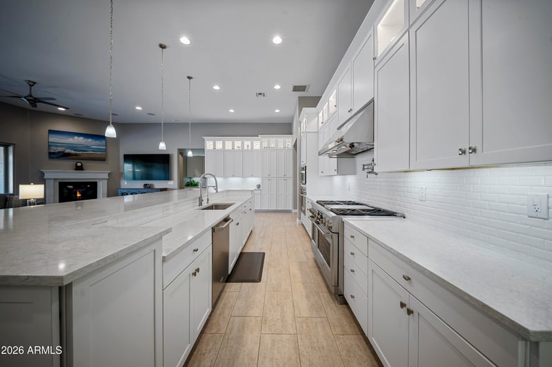 15830 Camden Ct, Waddell, AZ 85355