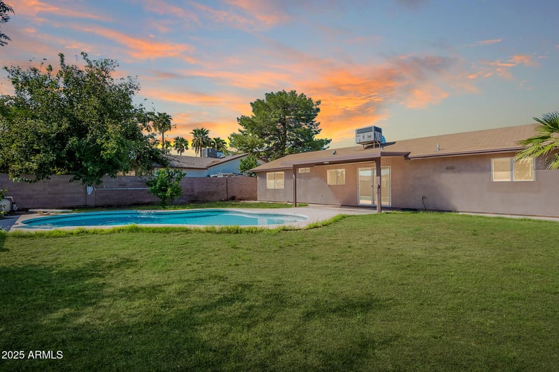 15833 20th St, Phoenix, AZ 85022