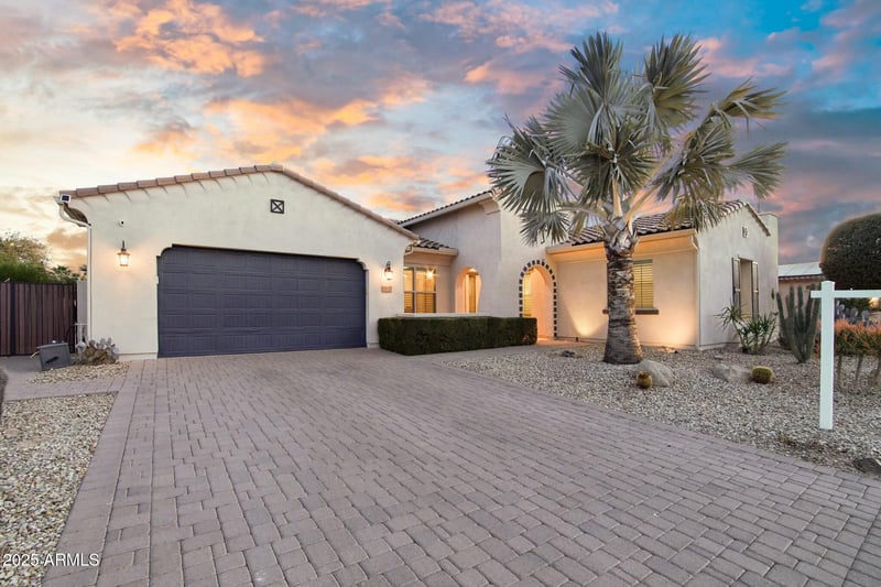 15837 Bonitos Dr, Goodyear, AZ 85395