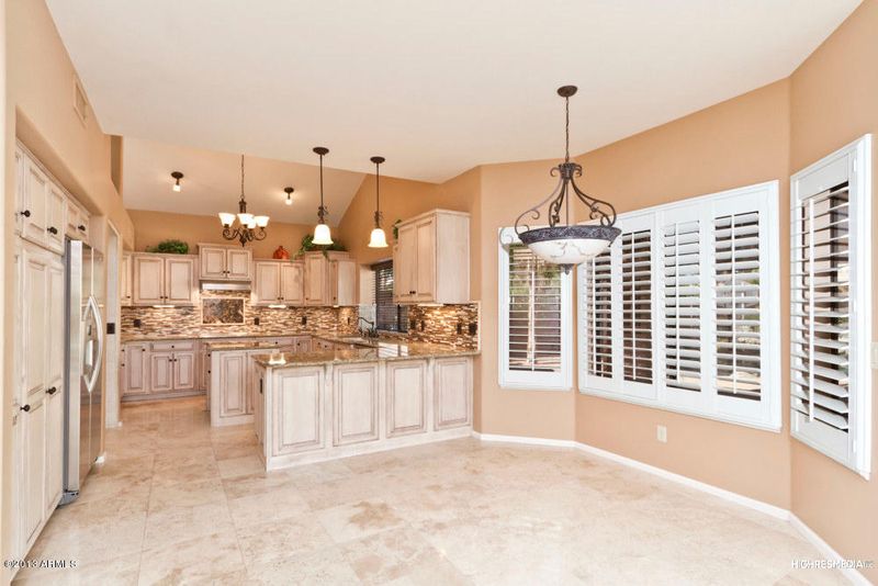 15842 S 36th St, Phoenix, AZ 85048