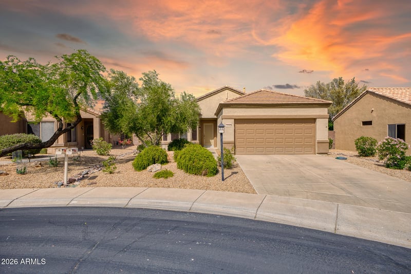 15842 Lahlum Ln, Surprise, AZ 85374