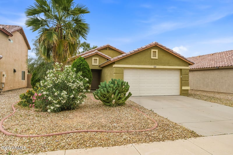 15843 Washington St, Goodyear, AZ 85338