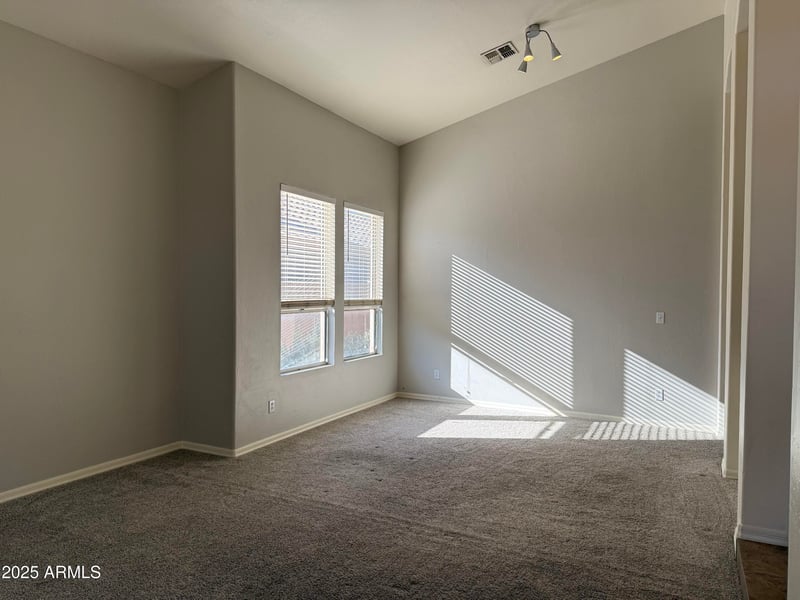 15844 23rd Pl, Phoenix, AZ 85048