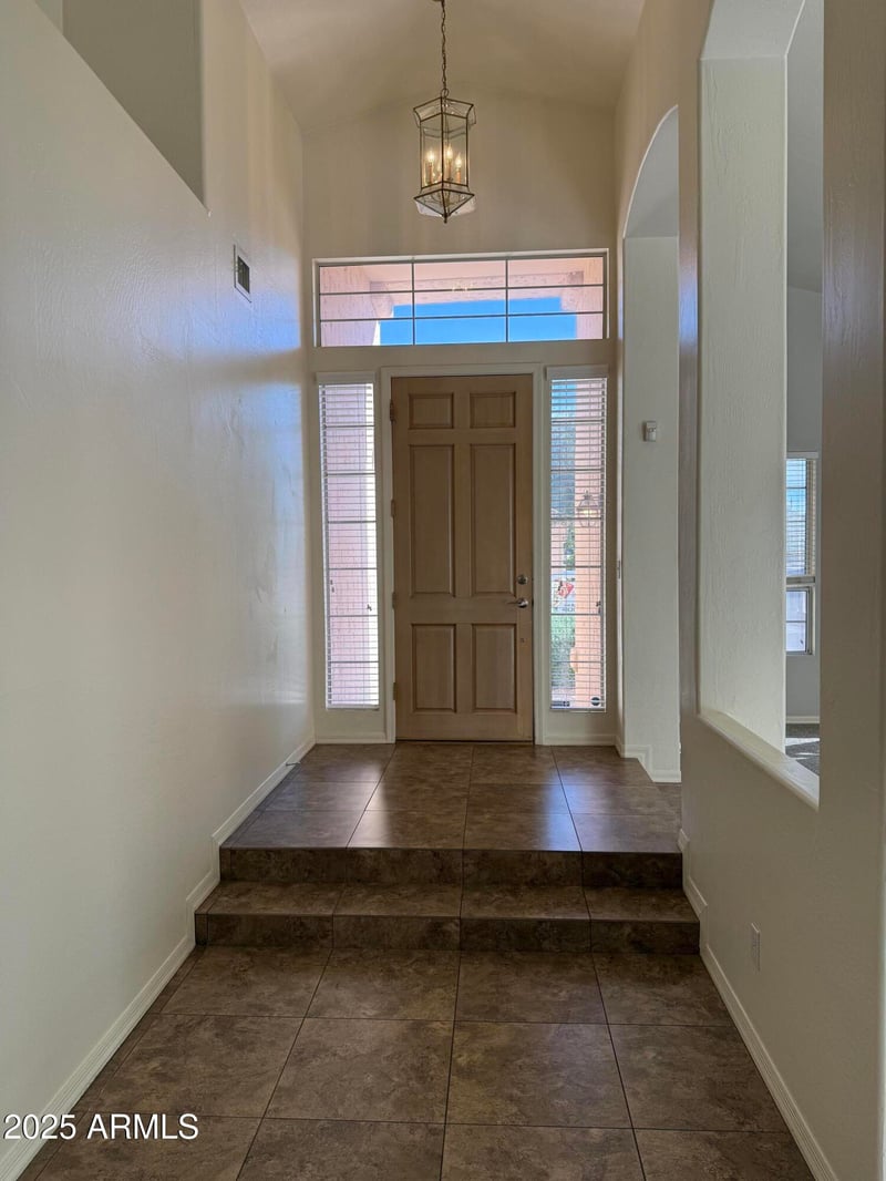 15844 23rd Pl, Phoenix, AZ 85048