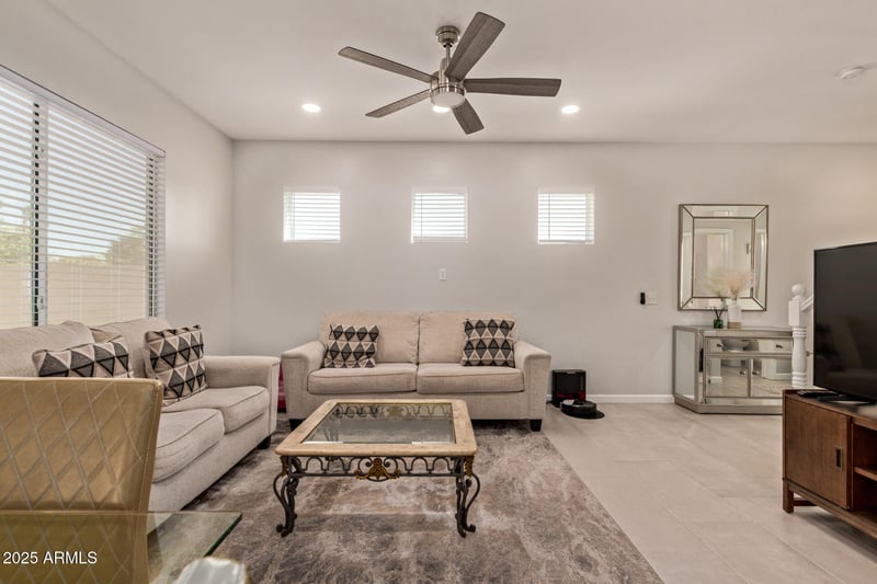 1585 Swallow Ct, Gilbert, AZ 85296