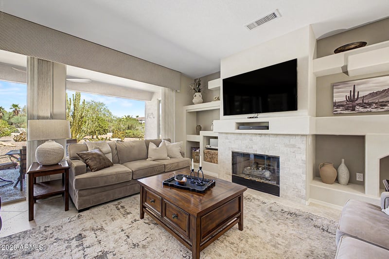 15850 W Silver Breeze Dr, Surprise, AZ 85374