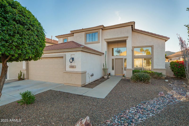 15852 18th Ln, Phoenix, AZ 85045